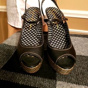 Jessica Simpson shoe